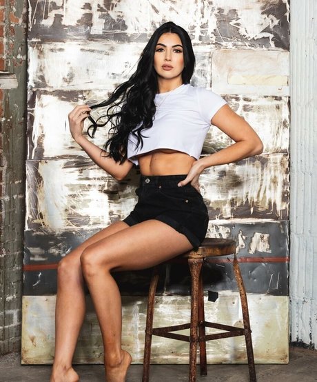 Billie Kay modèle joli photo