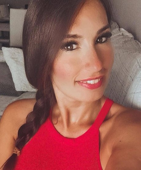 Lara Moreno mannequin photos