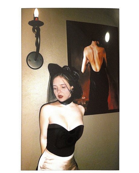 Katru ru modèle adulte photos