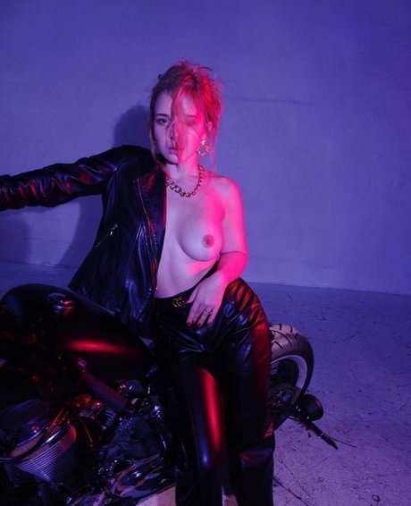 Katru ru nus de stars du porno galerie