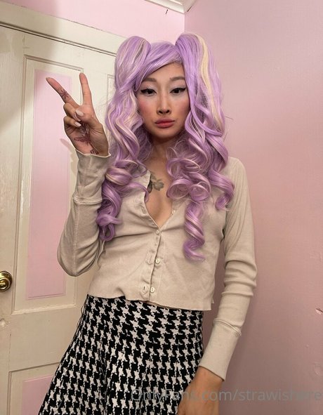 fétichisme des pieds asiatiques onlyfans érotique sympa photo