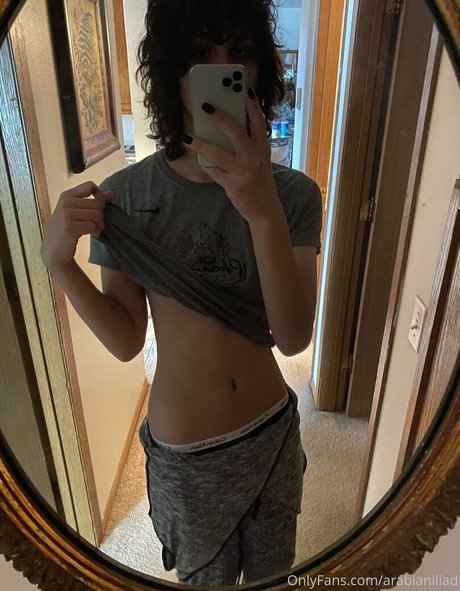 ArabianIliad modèle érotique archive