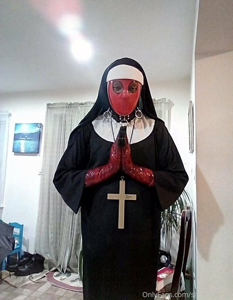 sir latexman modèle magnifique image