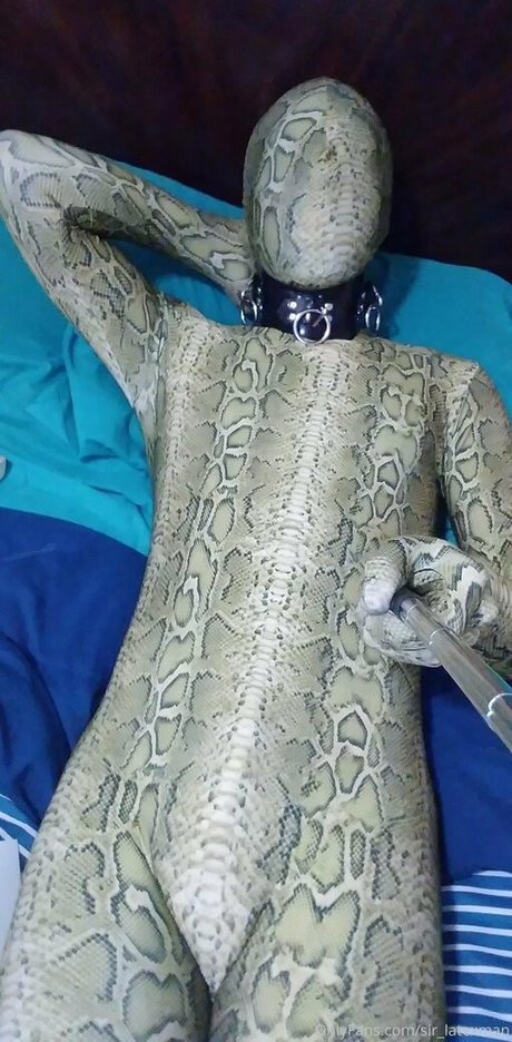 sir latexman star du porno belle archive