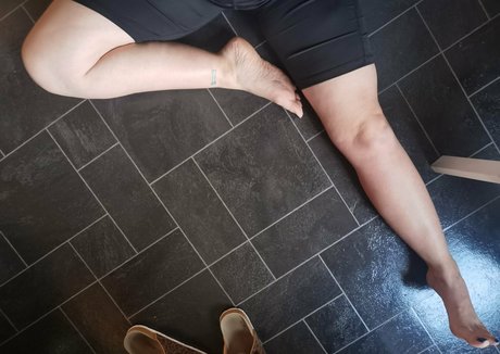 kaybeesfeets belle actrice galerie