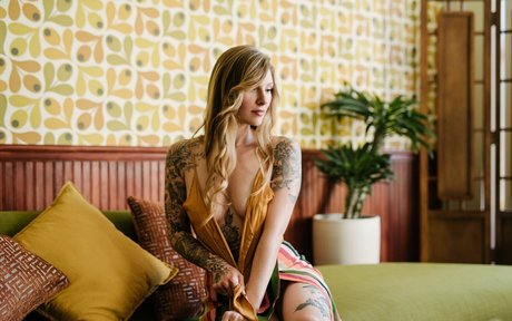 collants pour ados onlyfans plutôt sexy image