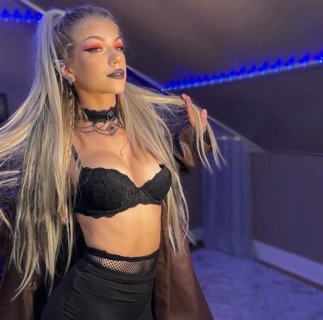 Sydney Angel star du porno belle des photos