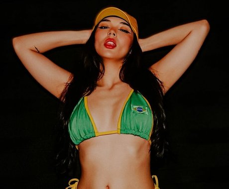 Anna Kisue nus de stars du porno galerie