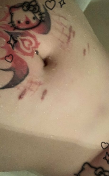 Gomi Kukara actrice pornographique des photos