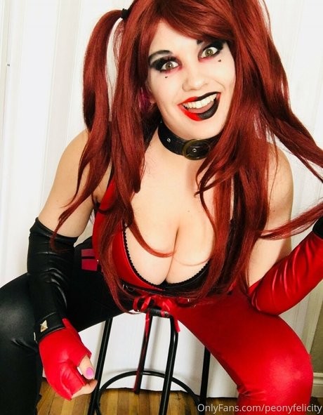 peonyfelicity haut modèle image