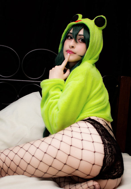 Alicekyo modèle pornographique image