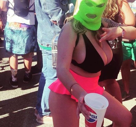 itssbriibitchh top star image