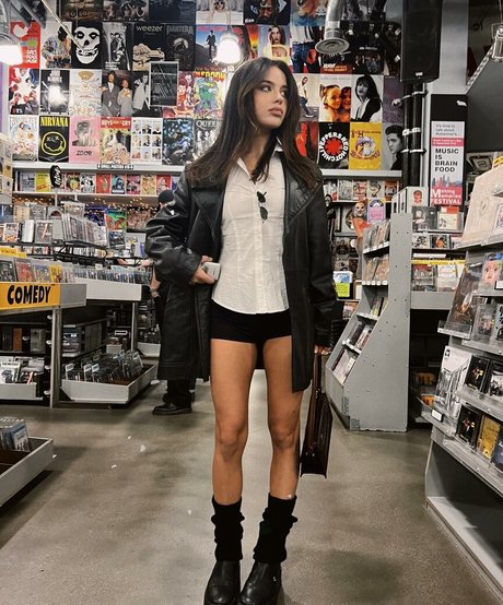 Tessa Brook étoile gratuite galerie