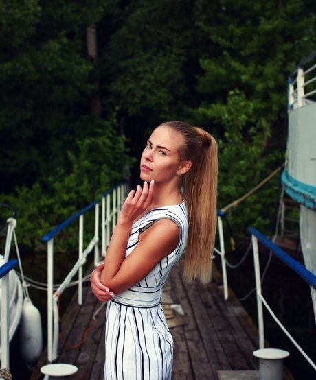 Natalia Milewskaja actrice de nus img