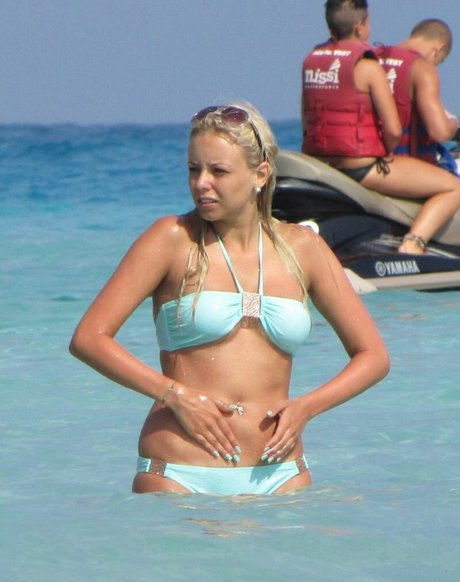 Sacha Parkinson star du porno chaud collection