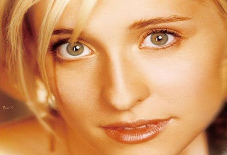 Allison Mack modèle de haute qualité photos