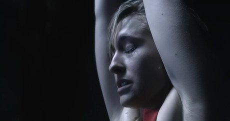 Allison Mack nus de stars du porno collection