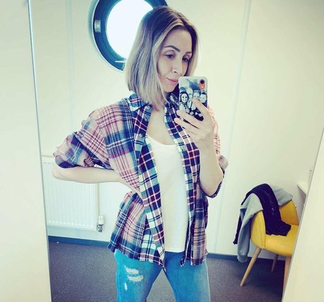 Lucy Jo Hudson modèle artistique images