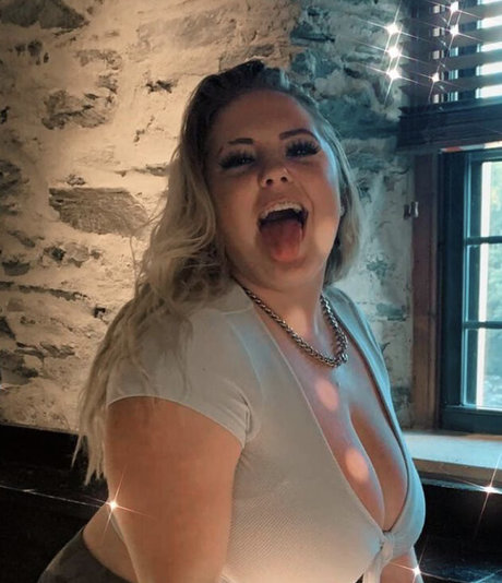 Amberly belle actrice galeries