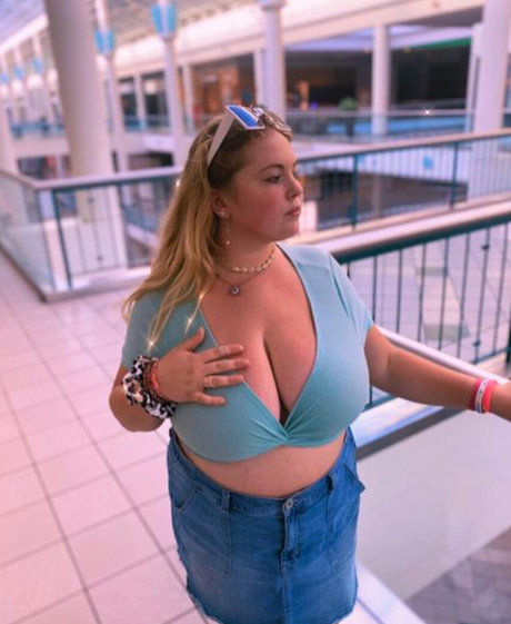 Amberly star du porno nue archive