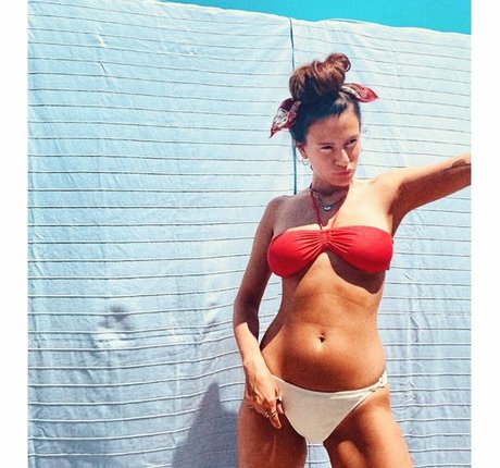 Burcu Bakdur art de star du porno img