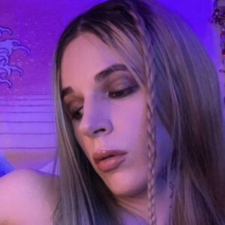 jurggey7 actrice chaude image