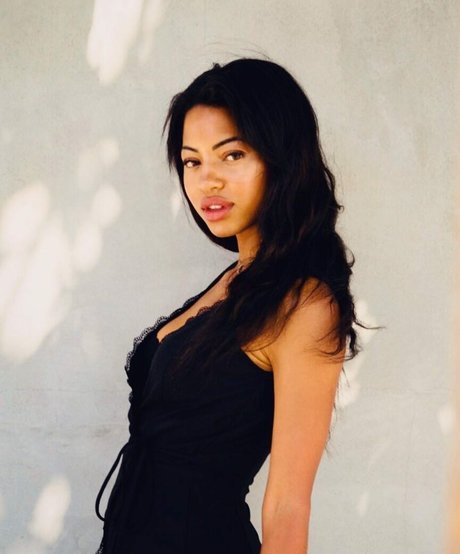 nu dété onlyfans sexy belle image