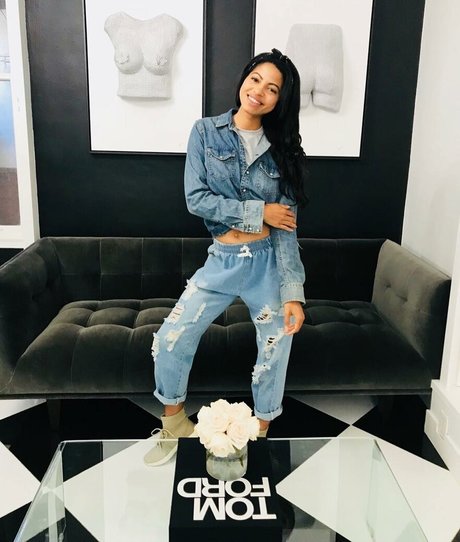 Camille Hyde actrice nue img