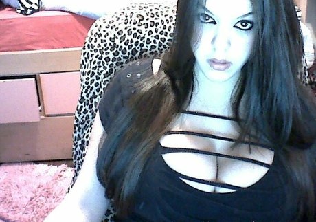 Sabrina Miqueletti beau modèle des photos