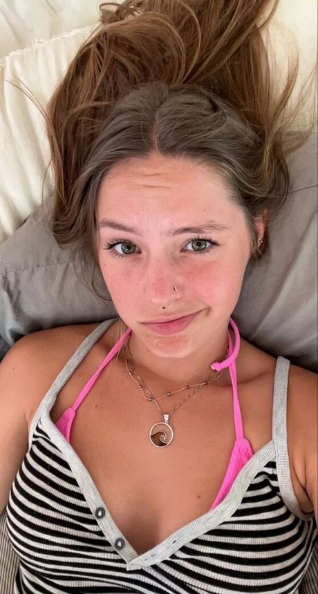 Peyton Coffee modèle adulte galeries