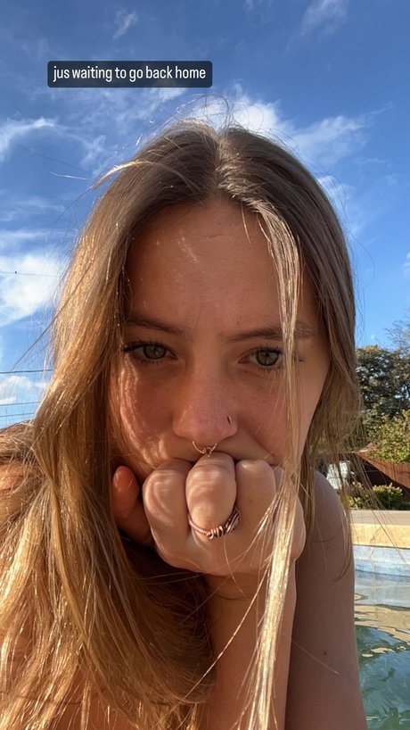 Peyton Coffee star du porno adulte photo