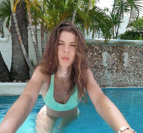 Bianca Dantas modèle pornographique galerie