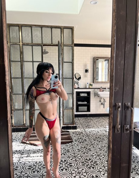 Synatra actrice exclusive img