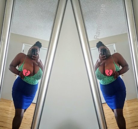 randiraige star du porno érotique photo