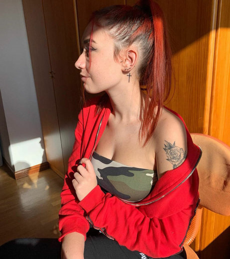 Candela Sartorius modèle nu photos