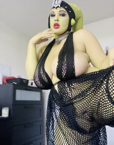 Peony Felicity modèle artistique galerie