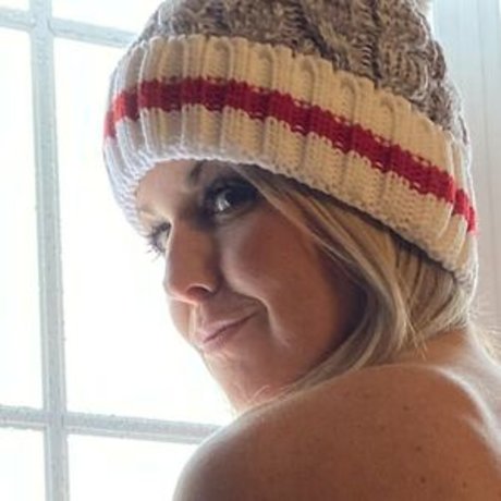 Katymonicapeach étoile de l'art galerie