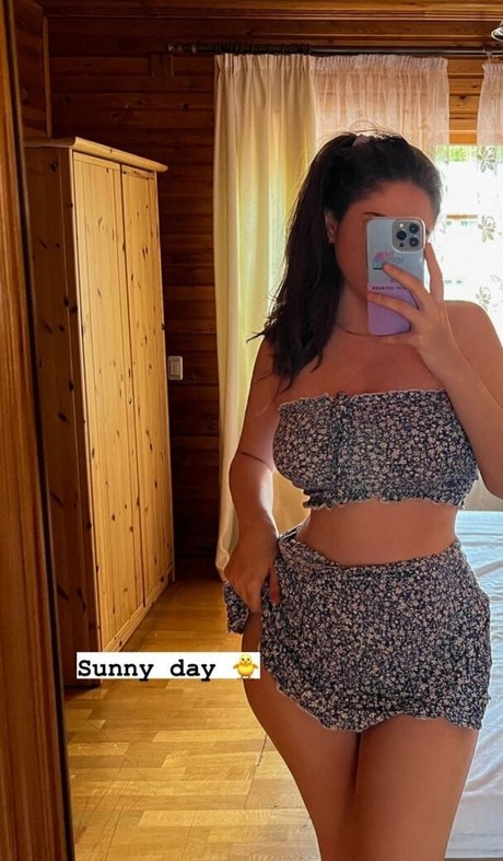 Katerina999cs modèle érotique galerie