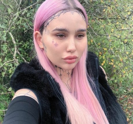 valyrian x x x star du porno belle photos