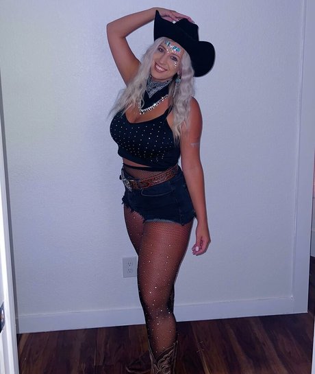 Hannah Murrell belle actrice des photos