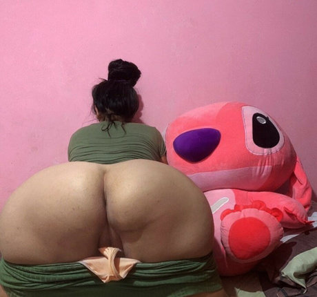 bébé potelé onlyfans chaud en haute qualité img