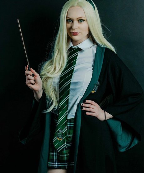 queenofarkhamcity modèle chaud galerie