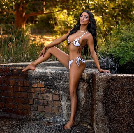 lunettes milf onlyfans sympa érotique images