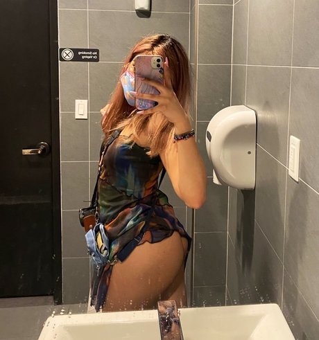 bikini ébène onlyfans nus pornographiques archive