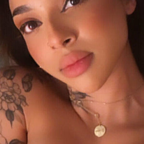 KittyK838 actrice érotique galerie