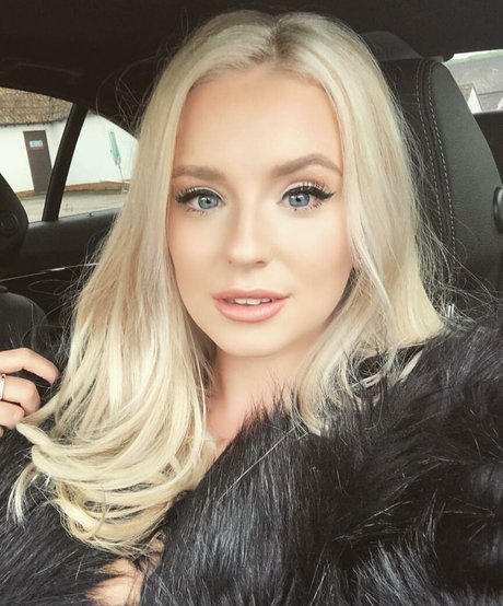 Hollie Sparrow étoile hd galeries