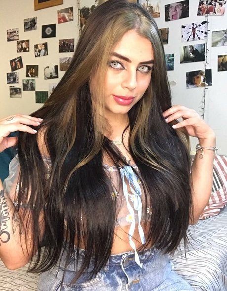 Andressakin modèle artistique photos