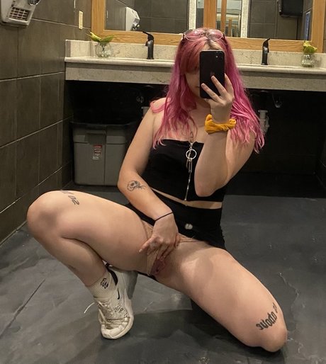 adolescente rousse onlyfans adulte exclusif galerie