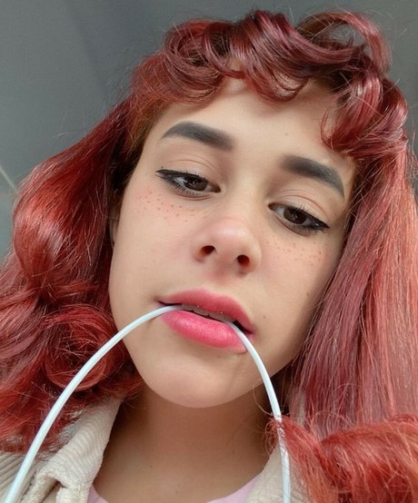 Littlebunnygirl actrice exclusive galeries