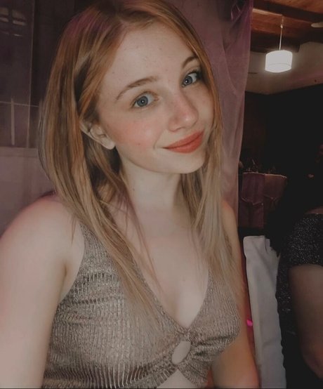 SSandia actrice adulte photo